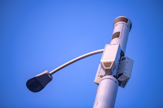 LA Bureau of Street Lighting WiFi access on poles LA Bureau of Street Lighting WiFi access on poles
