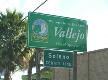 Vallejo CA welcome sign