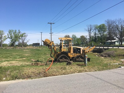 Oklahoma Bolt Fiber boring tractor  Oklahoma Bolt Fiber boring tractor