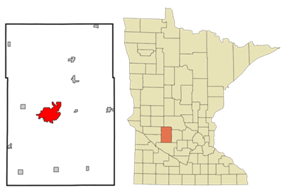 Willmar MN map highlight in state map that shows it is in the southern central part of the state